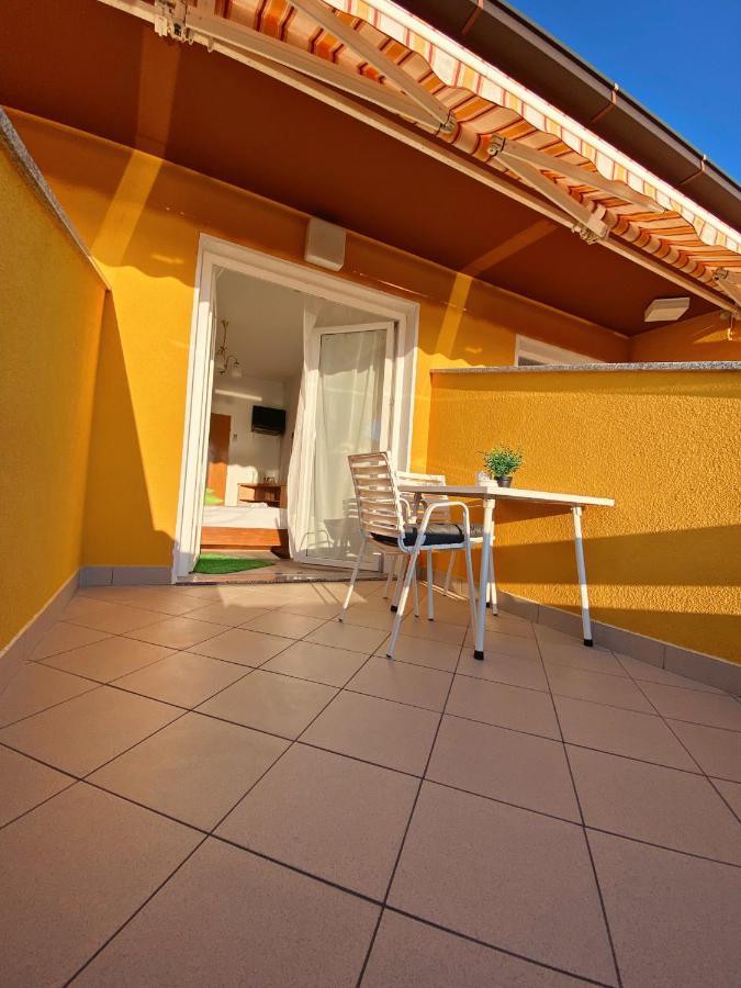 The Manzoni Family 2 Hotell Punat Exteriör bild